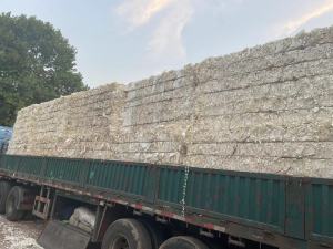 长期出售纯白口杯纸边角料，分拣好的