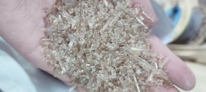 出售eps颗粒，月产30吨左右，也可以按照客户要求生产热熔块、冷压块，吉林长春厂