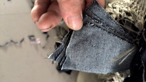 出售化纤牛仔碎布，牛仔布料