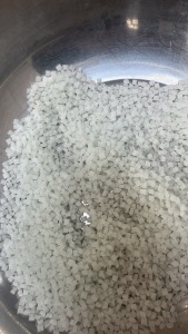 出售pp加玻纤颗粒，拉伸30，月产400-500吨，上海厂