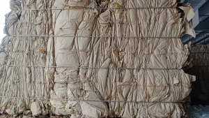 长期出售光伏牛皮纸压包