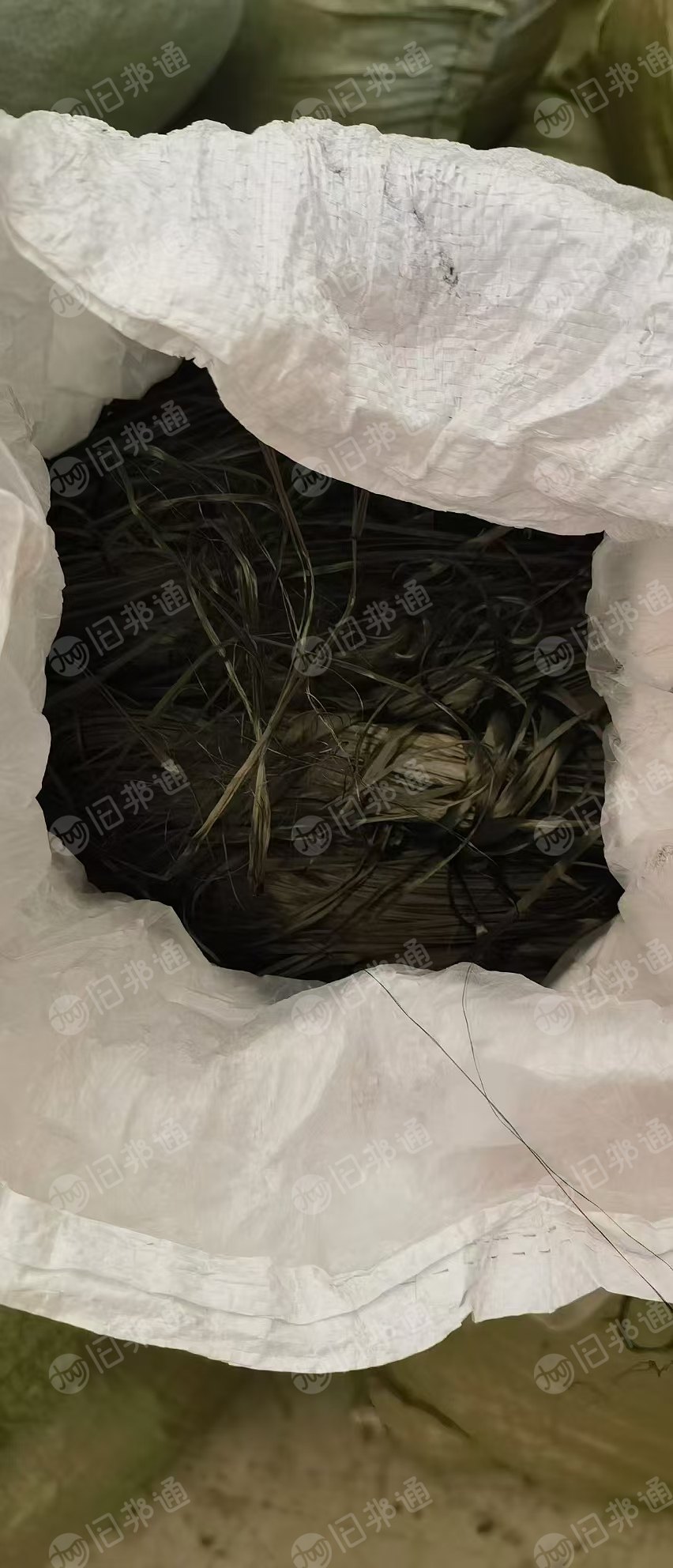 出售碳纤维，现货有10吨，货在河北保定，有需要联系