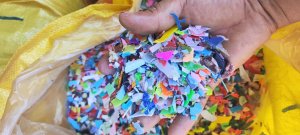 出售全漂花乙破碎料，月供几十吨