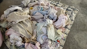 长期出售旧衣服二白，白料，开花料，货在江苏宿迁