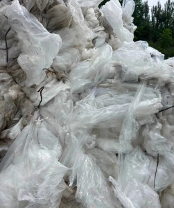 出售高压膜，厂货人工挑选过，每个月十几吨