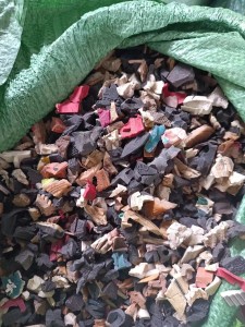 出售干粉tpr鞋底破碎料，现货50多吨