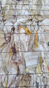 长期出售水洗废旧吨包，之前装硫磺的