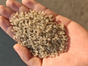 大机料 板皮颗粒