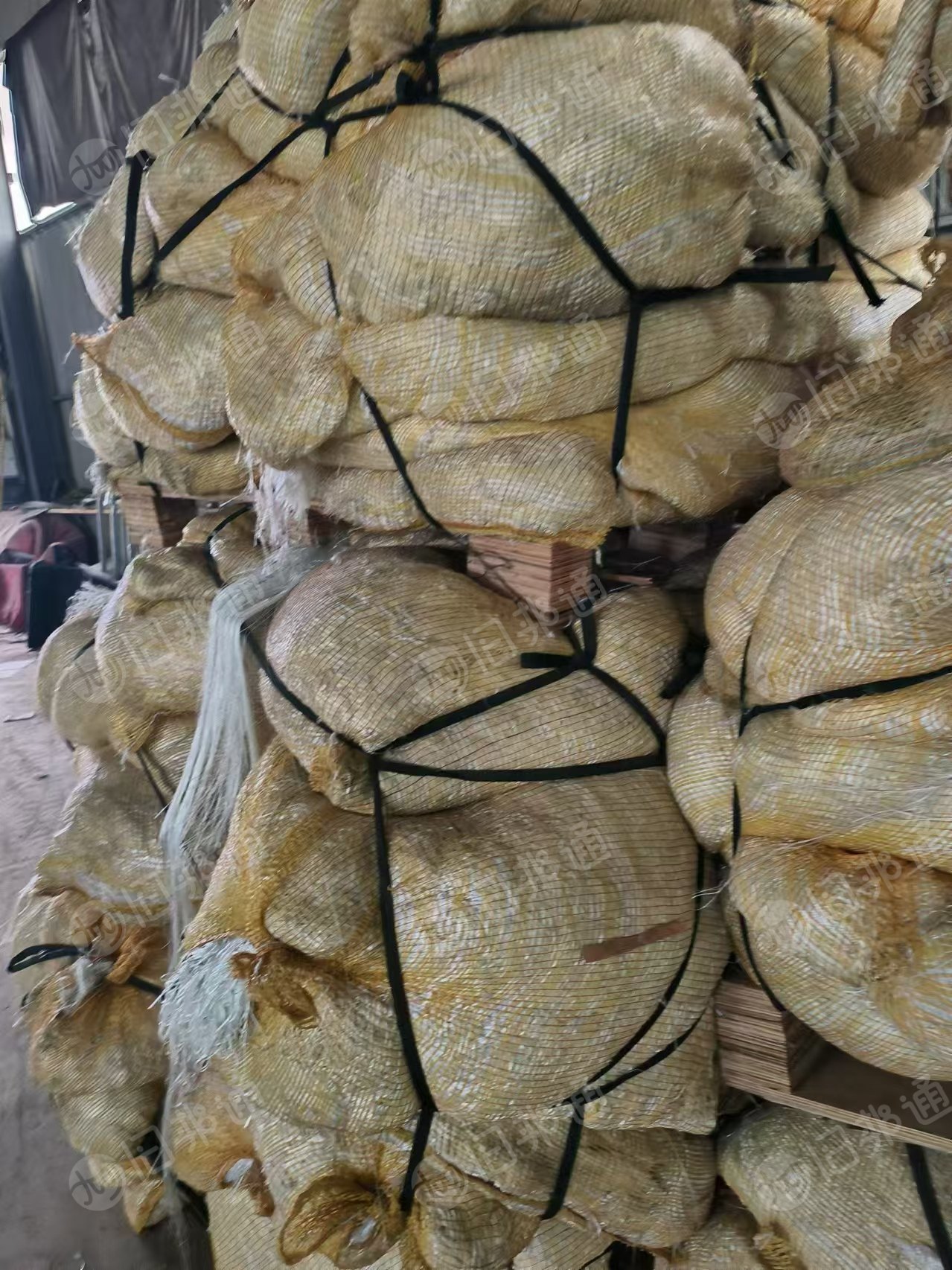出售阻燃纤维纱,玻璃纤维丝,现货70吨
