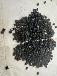 长期大量出售黑色abs颗粒，机壳破碎出来的，冲击14，可直接打样做产品