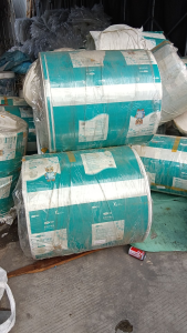 出售纯新料乳白袋，高压袋子新边角料，花高压卷轴刀口料