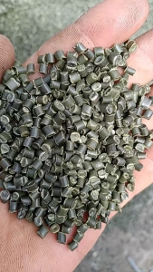 长期出售PP编织袋颗粒，黑色原生都有，40目注塑颗粒，月供300吨