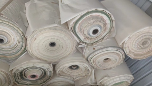 出售皮革纸，卷筒和压包都有，少量带膜