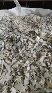 出售水粉洗衣机破碎料，大白二白都有，现货60吨，安徽阜阳厂