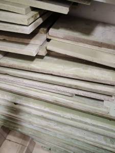 出售PVC建筑模版毛料，月供十几吨