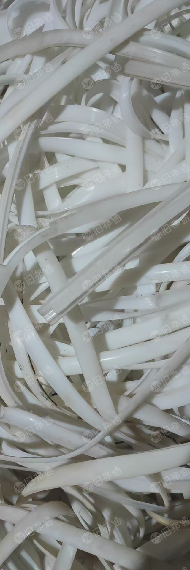 出售硅胶毛料,月供50吨