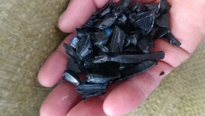 出售黄杠兰杠破碎料，HDPE管道破碎料