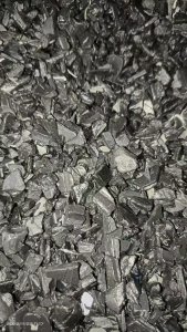 长期出售PE垃圾桶破碎料，黑色，蓝色，绿色，都能直接上机，月供100吨