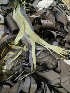 出售氨纶废布，氨纶碎布，氨纶下脚料，现货20多吨