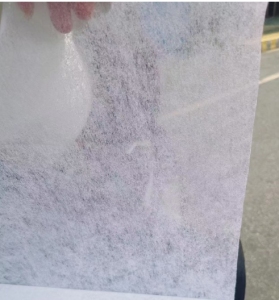 出售库存无纺布，PE无纺布，现货2吨