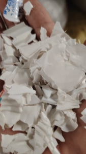 出售白丙破碎料，7成浮3成沉，现货40吨，长期有货