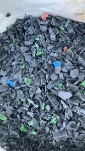 出售黑色垃圾桶可以直接注塑使用，现货20吨