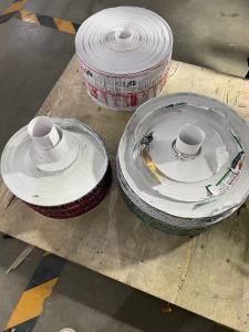 长期出售不干胶纸，带膜带胶，模切标签下来的