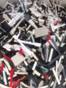 出售混合机头料，PE PET PP都有，现货30吨，统货打包带走