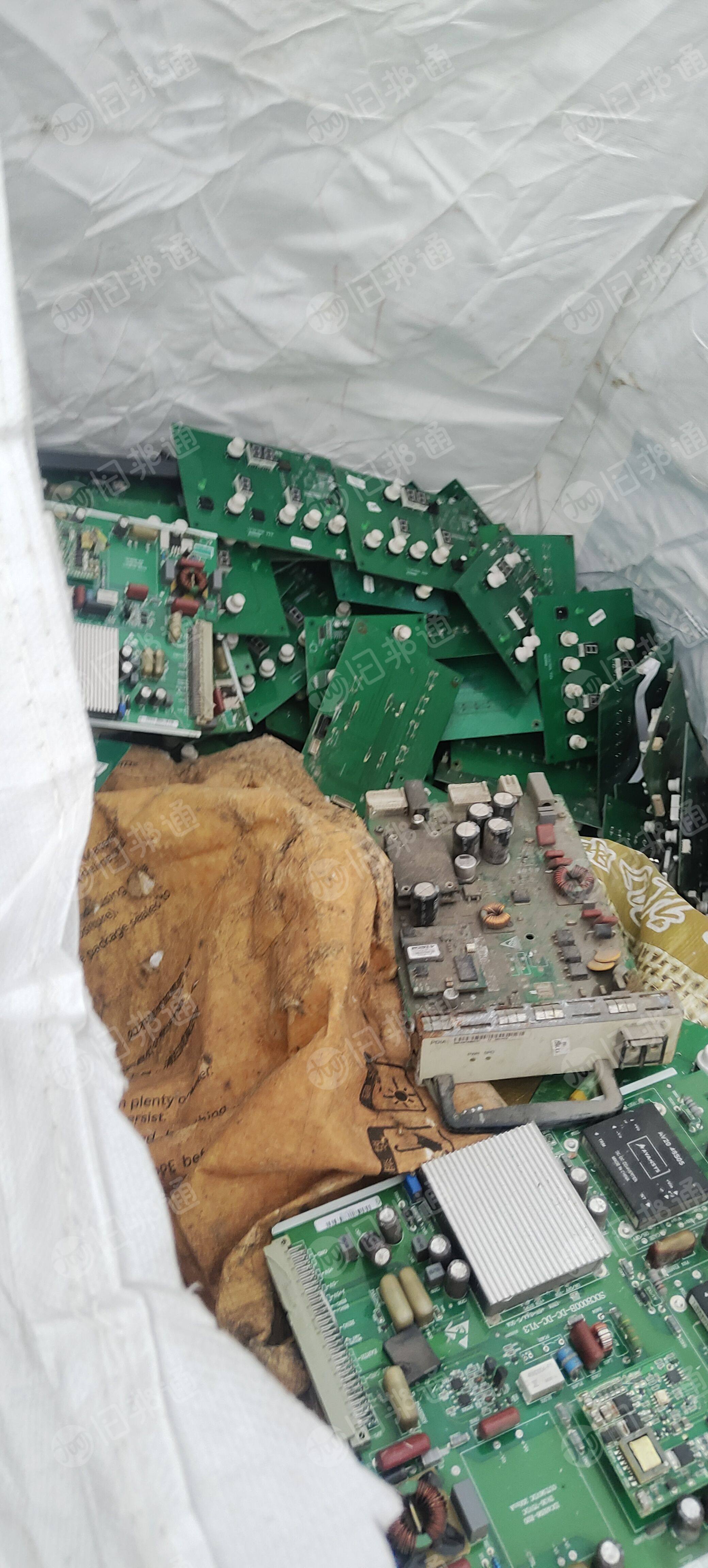 大量回收影碟机,功放,机顶盒,光猫路由器,车头机,电脑,键盘鼠标