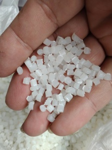 长期出售PEPA共聚颗粒，现货50吨