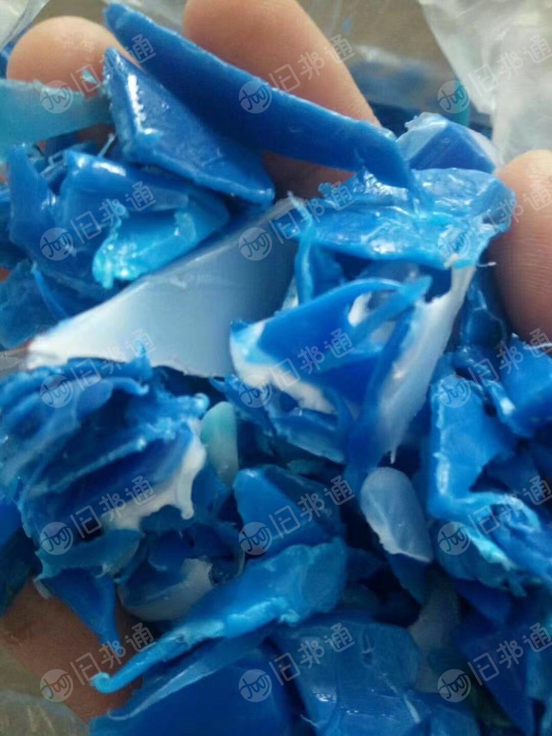 PE蓝桶破碎料长期大量出售 ,现货一挂车,长期出售
