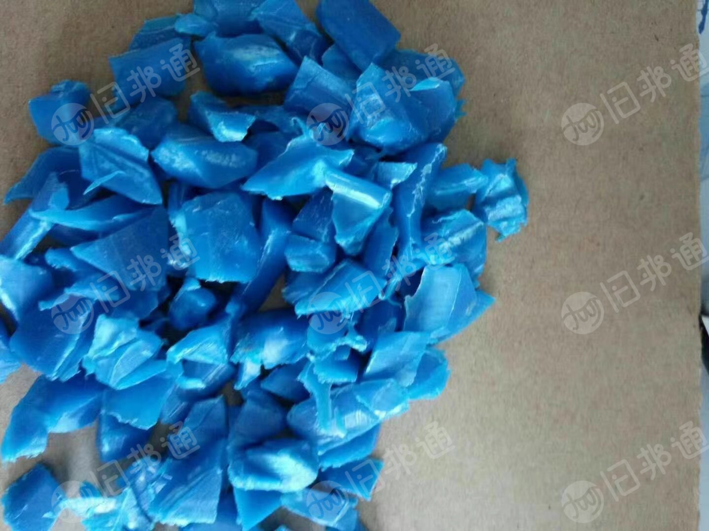 PE蓝桶破碎料长期大量出售 ,现货一挂车,长期出售