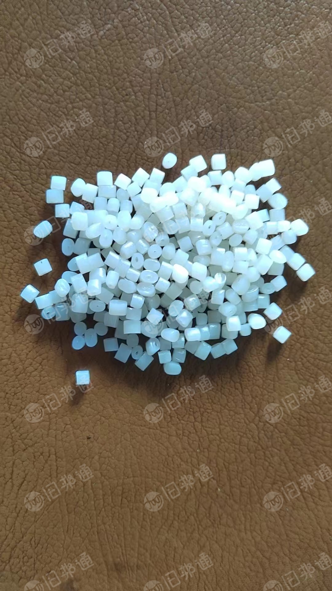 出售特白吹塑颗粒,酱油壶颗粒,蓝桶颗粒