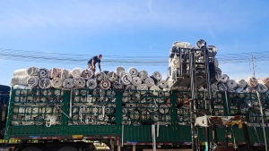 源头工厂PVC人造革切边条