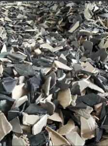 出售pp汽车内饰破碎料，月供5-60吨