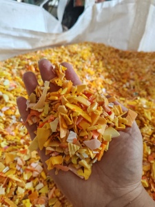 出售分色丙破碎料，红丙、绿丙、白丙破碎料，清洗烘干过硅胶机，月供千吨