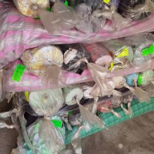 出售香港进口的沙滩裤面料，库存布