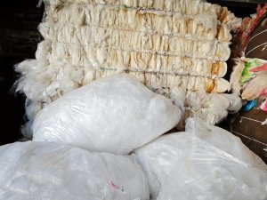 出售干造pe高压膜，月供6-70吨