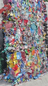 出售花丙压块，涂料桶压块，月供30-40吨左右，四川巴中