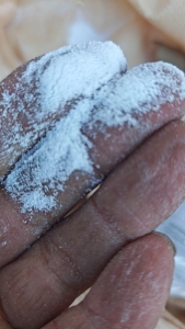 出售PE粉末，做电池膜机头料磨的，现货50吨