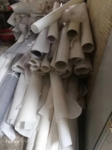 出售PVC白色灯罩边料，未掺钙粉，现货有二十多吨