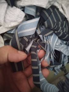 长期出售锦纶废布料，锦纶复合氨纶，现货有一千多吨，货在广东佛山