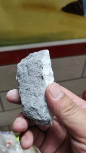 出售抛光铝粉块,未化验