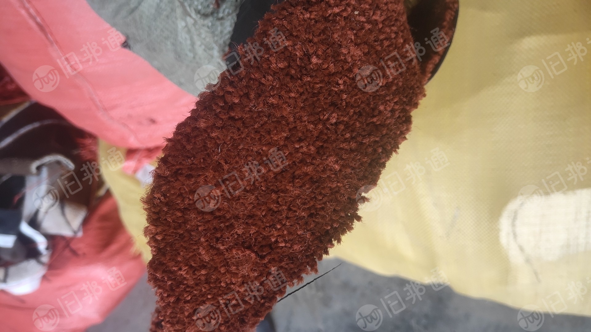 出售汽车脚垫边角料,pvc地毯边料,现货25吨,月供40吨