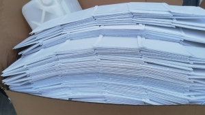 出售白色pp空心板毛料