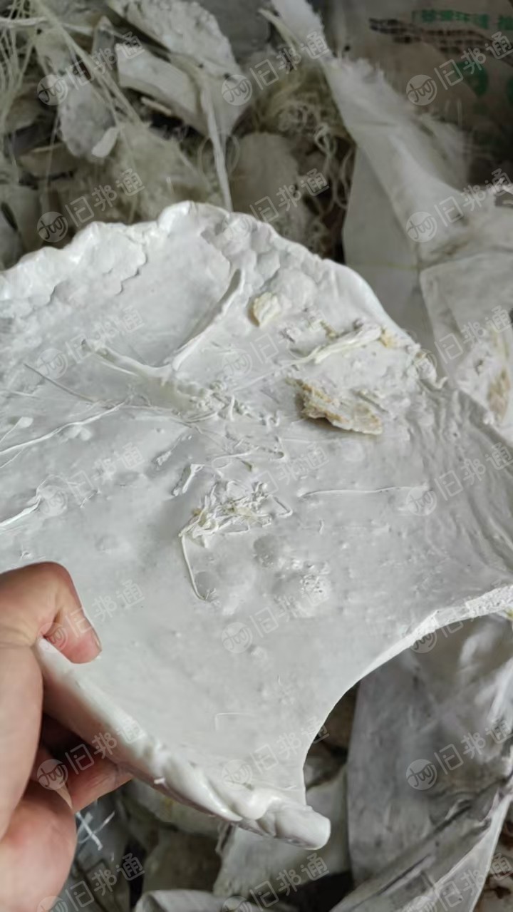 长期出售PET机头料,有胶和无胶的两种,月生产2000吨