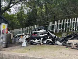 长期出售PP汽车保险杠毛料，月供50吨