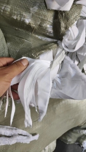 回收本白色化纤开花料，只要开出来白，纤维好就可以