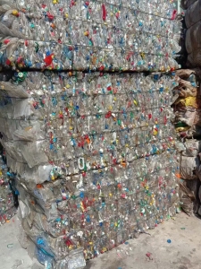 长期回收聚酯瓶砖，瓶片