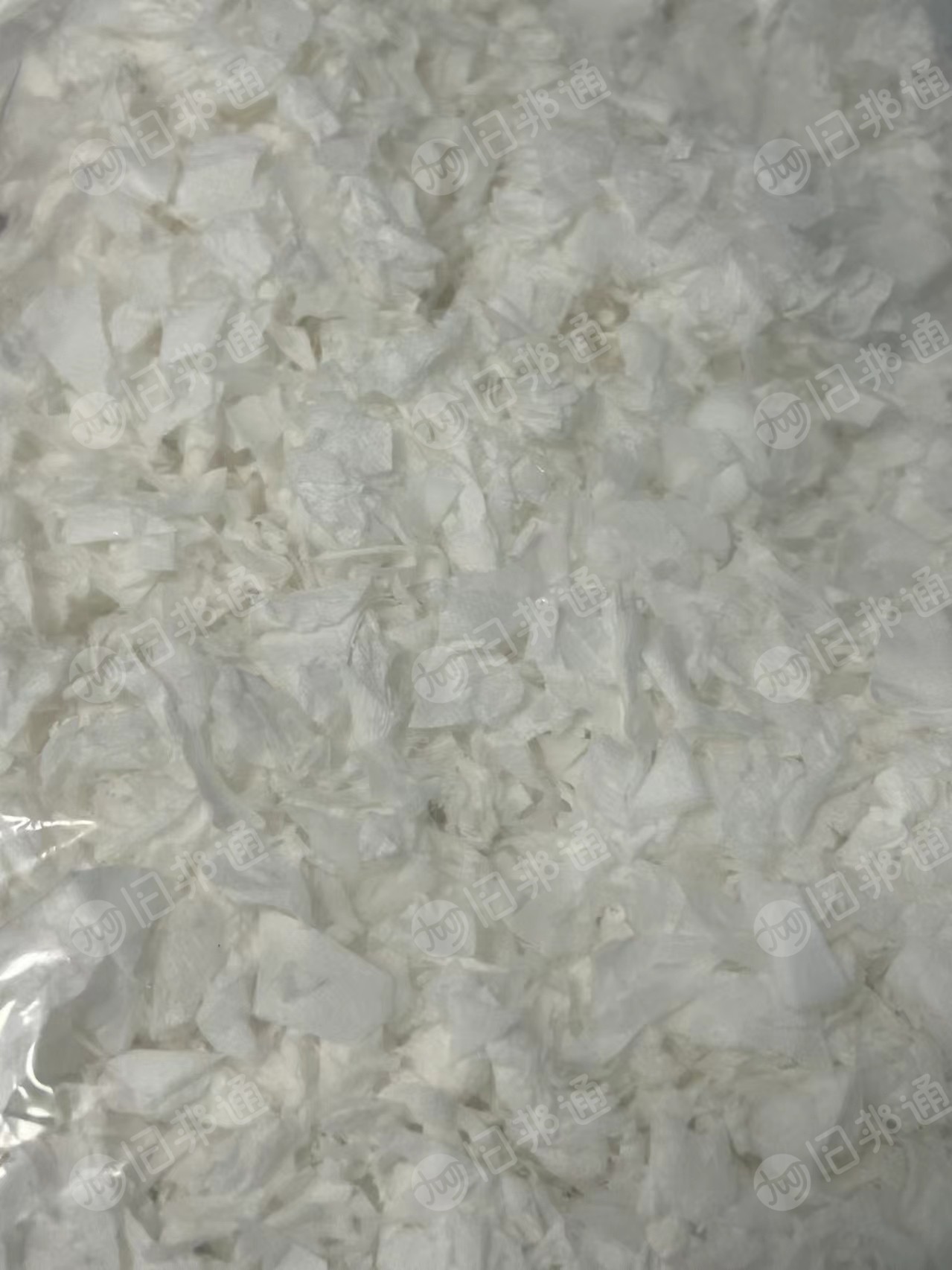 出售純白水刺無(wú)紡布，平紋的破碎料